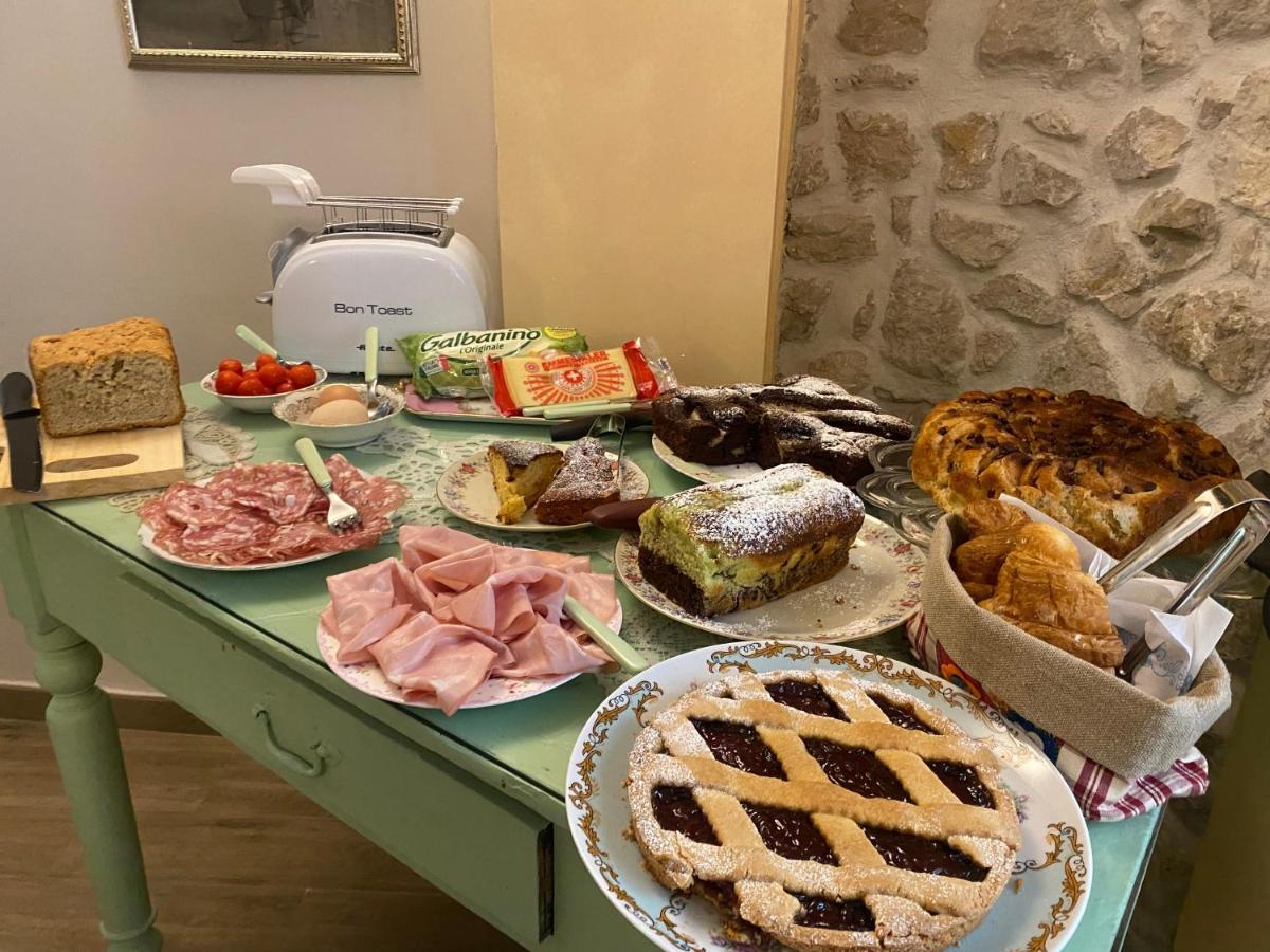 로카 마시마 Il Borgo Antico B&B 외부 사진